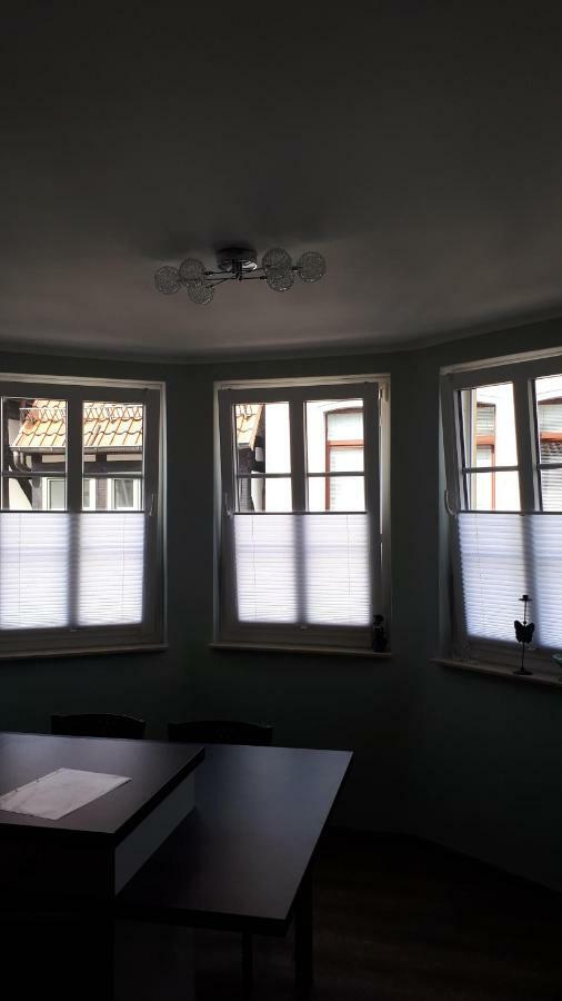 Turmhaus In Der Altstadt รินเทล์น ภายนอก รูปภาพ
