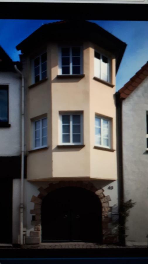 Turmhaus In Der Altstadt รินเทล์น ภายนอก รูปภาพ